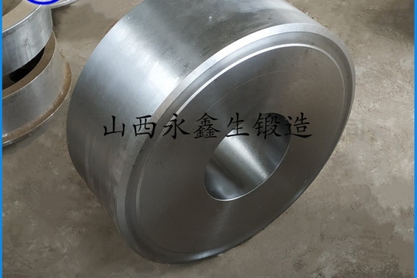 平衡机托轮锻件