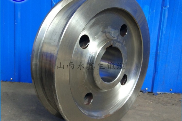 废钢料蓝车车轮锻件