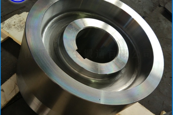 大齿轮托轮锻件