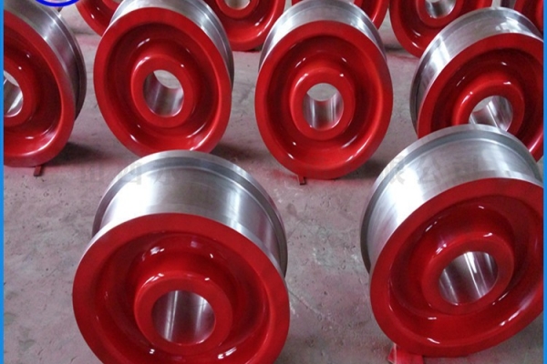 集装箱正面吊运机车轮锻件